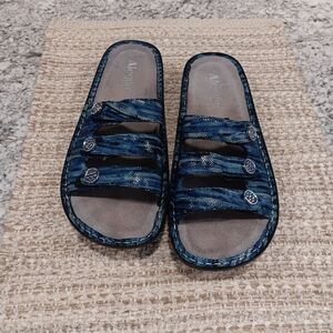 Algeria Sandals